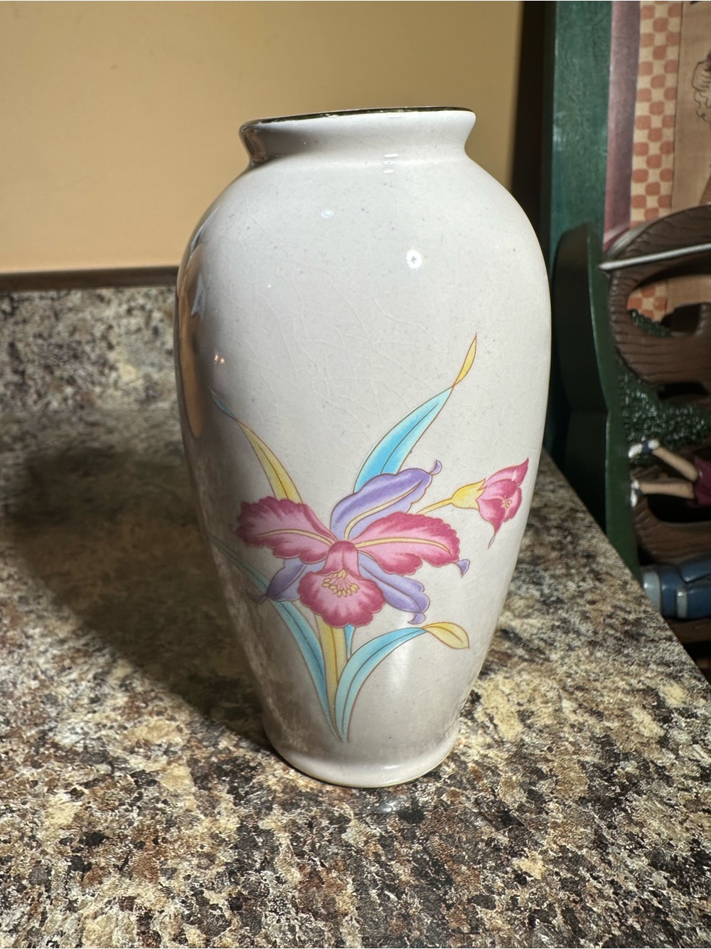 VTG Vase Japan Orchid Mist